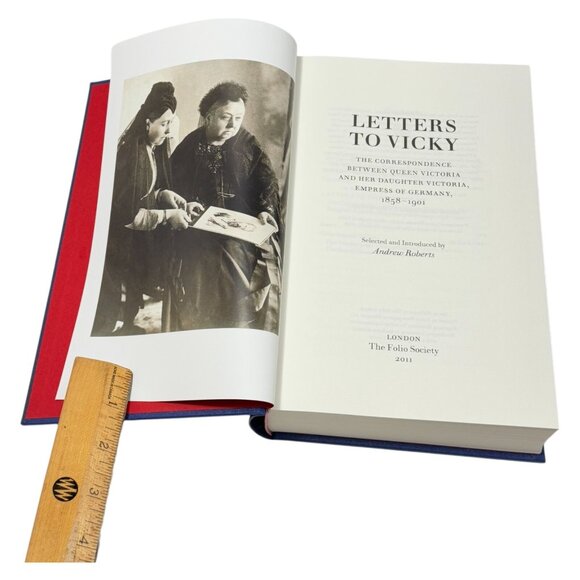 Folio Society Letters to Vicky Queen Victoria's Letters Book HC Case 2011 - Picture 6 of 16
